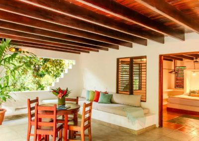 Olas 1 Ground Level Suite Matapalo